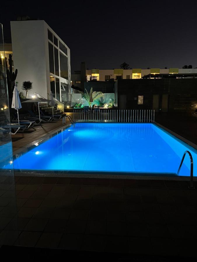 Pearl Apartment คอร์ราเลโฮ ภายนอก รูปภาพ